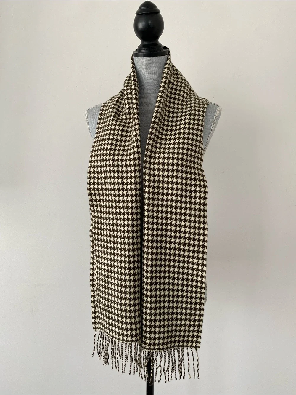 VTG Scotland Made Houndstooth Cashmere Scarf Brown & Cream Soft Academia Preppy